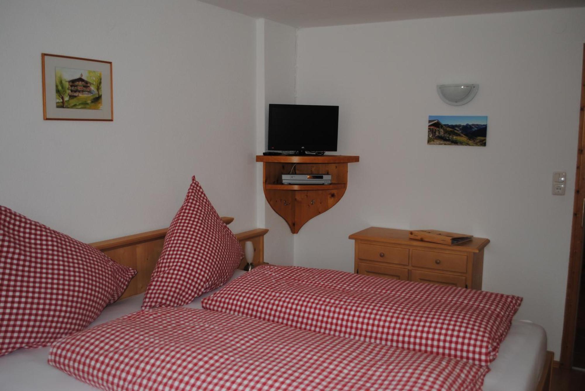 Apartamento Siedlerhof Hopfgarten im Brixental Habitación foto